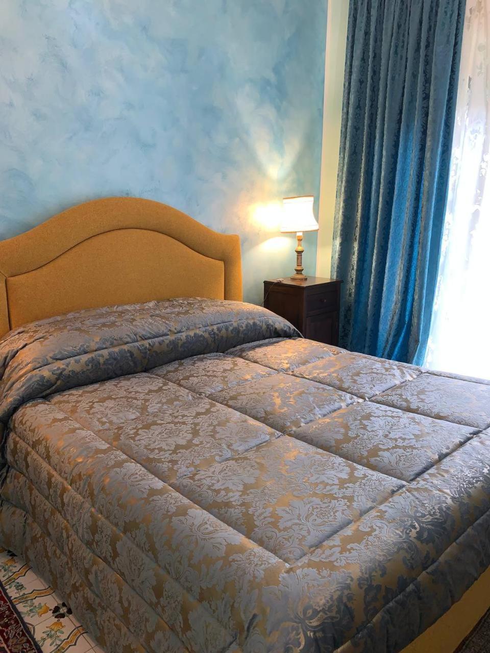 Blue Sea Bed and Breakfast Roccella Ionica Eksteriør billede